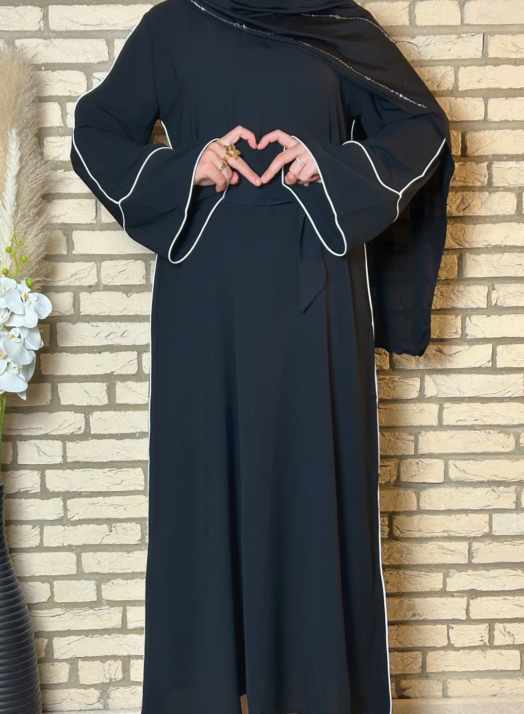 Sahar Lines - Abaya