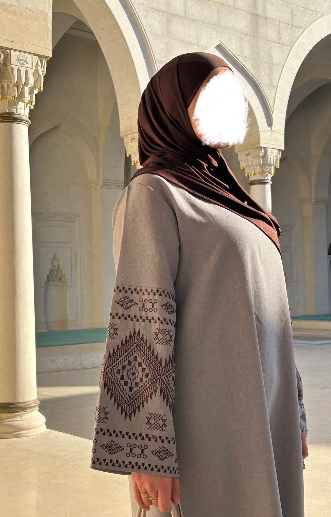 Luma - Abaya