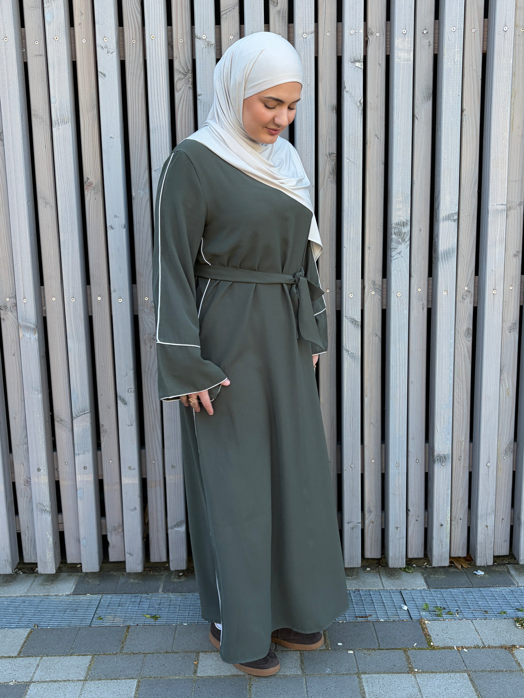Sahar Lines - Abaya