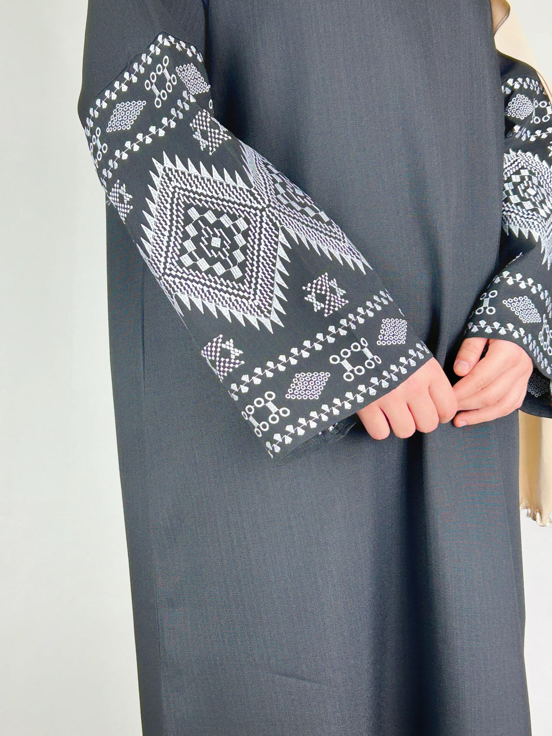 Luma - Abaya