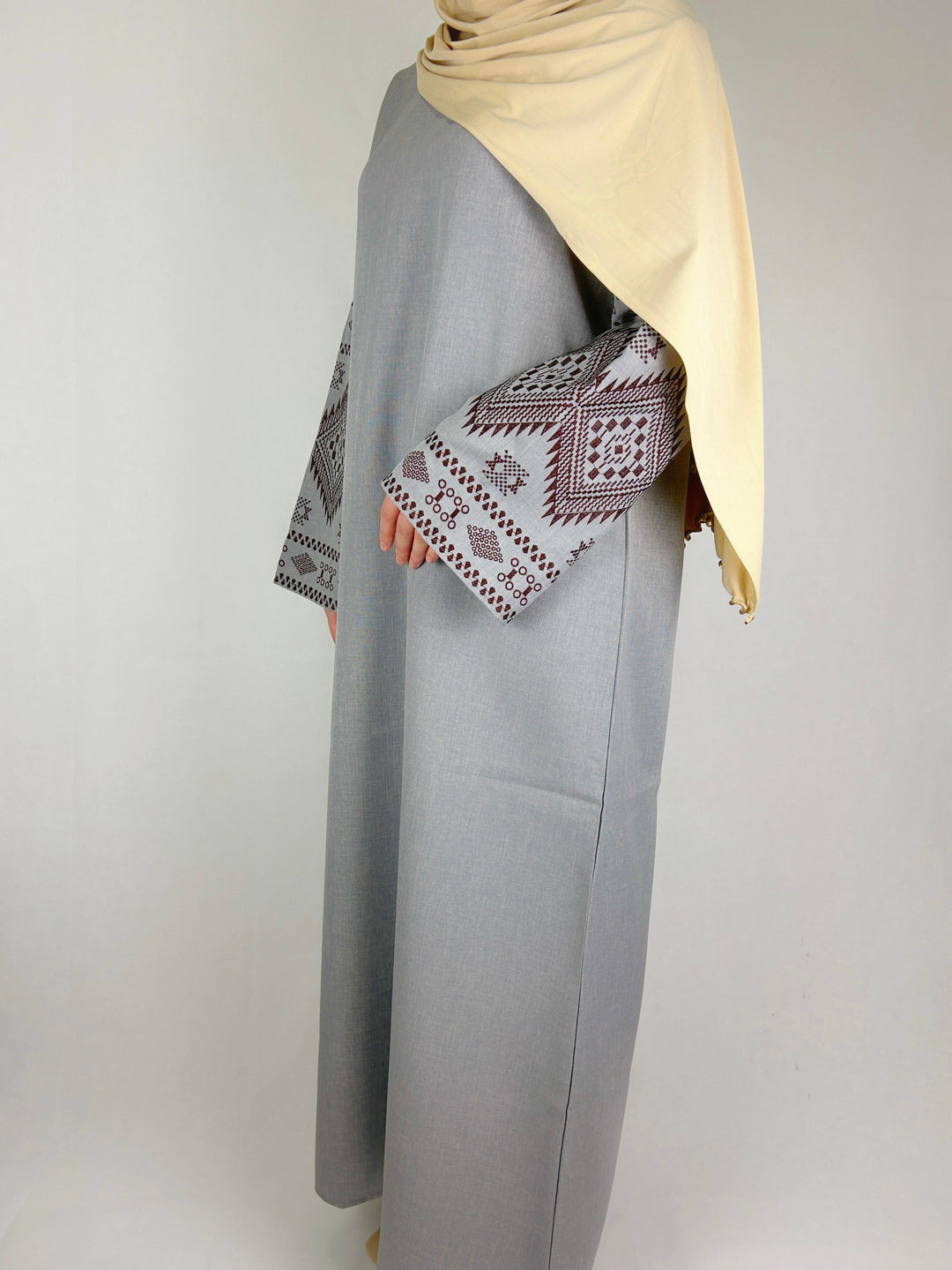 Luma - Abaya