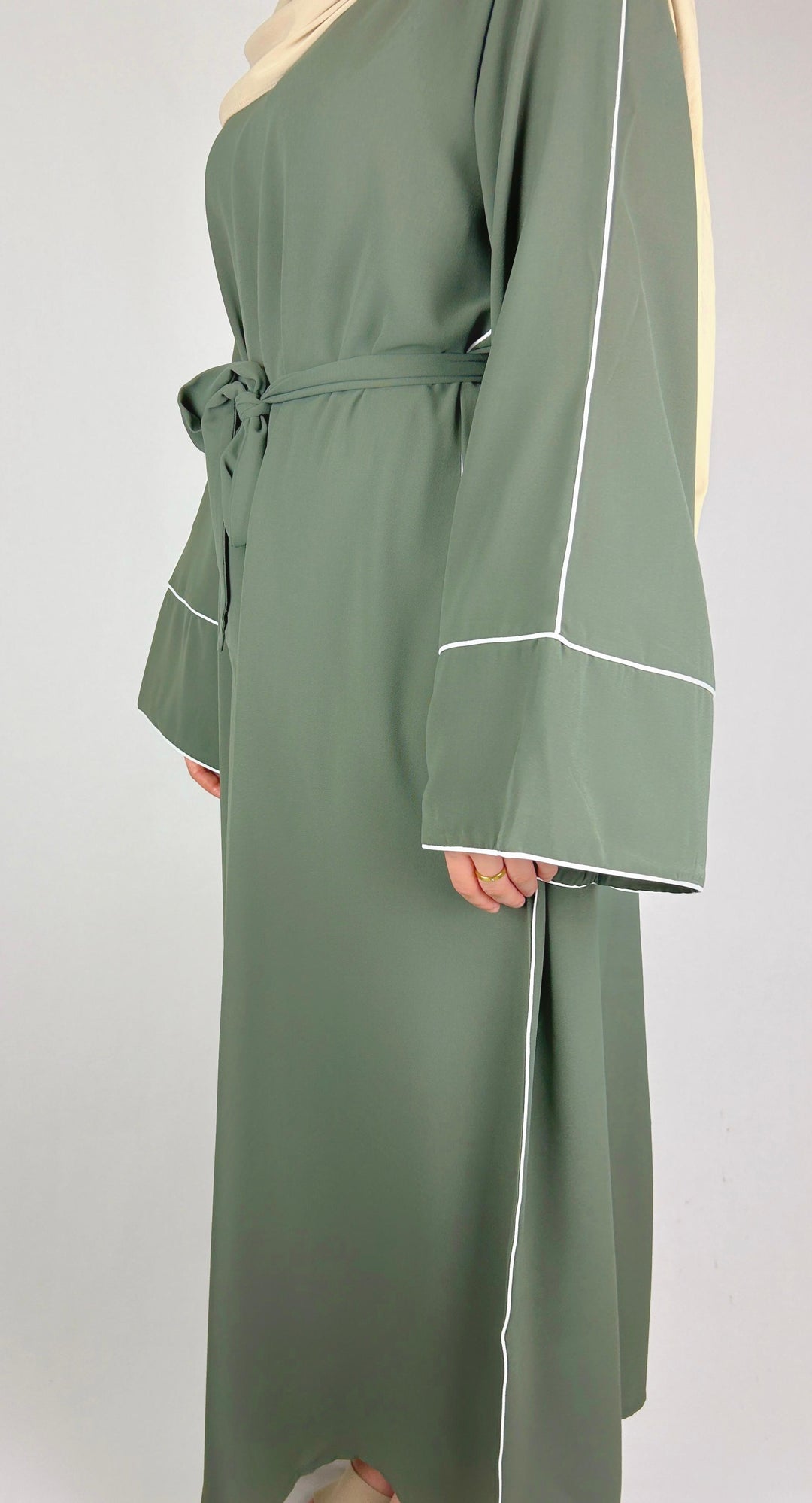 Sahar Lines - Abaya